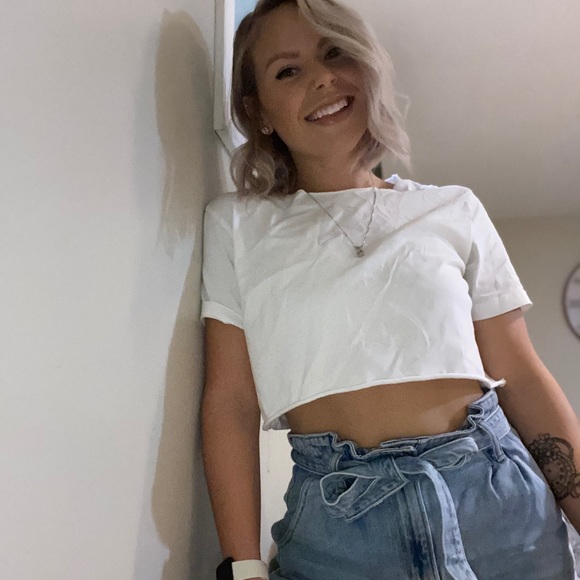 Meet your Posher, Alexia - Picture 1 of 1